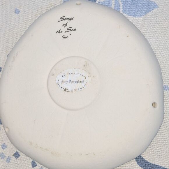 Songs of the Sea Inc. white Porcelain sand dollar - Picture 3 of 6